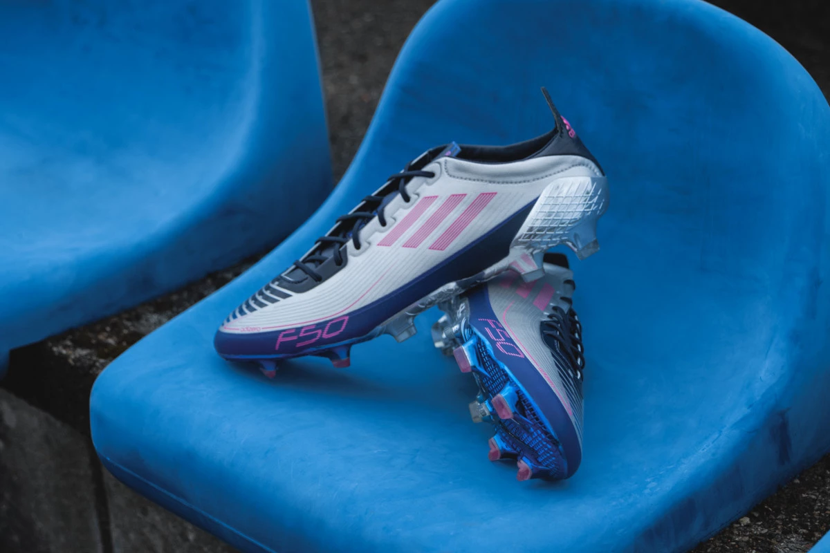 post card FW21_Hype F50_UCL_0096-1.webp